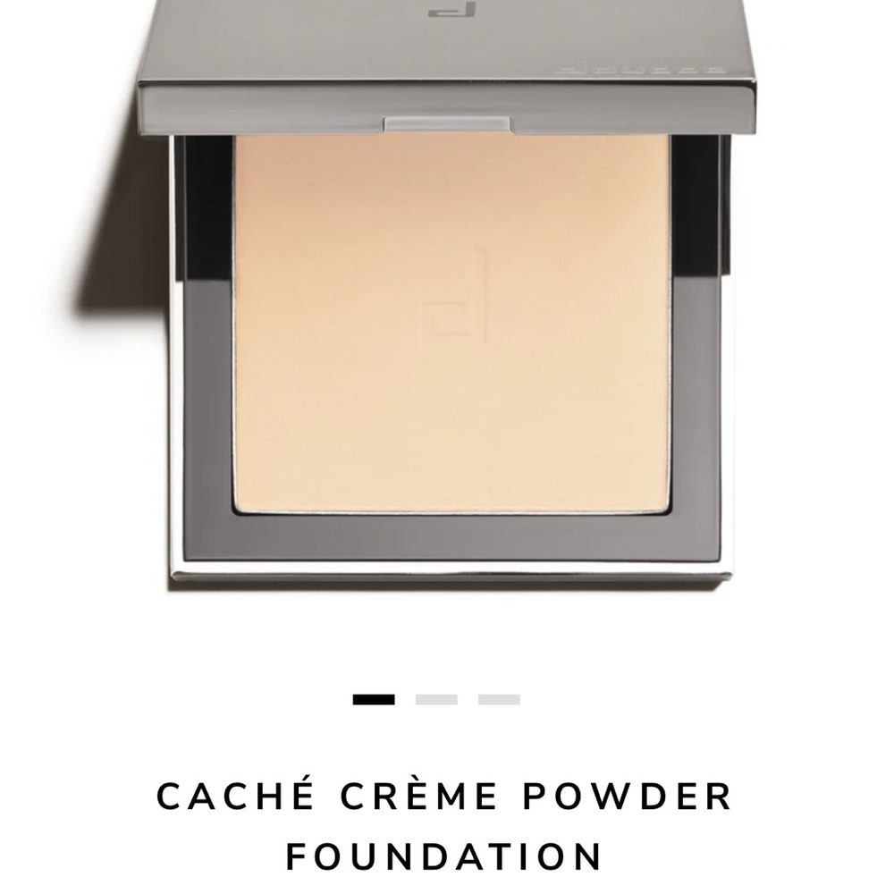 Cache Crème Powder Foundation - Color YL3